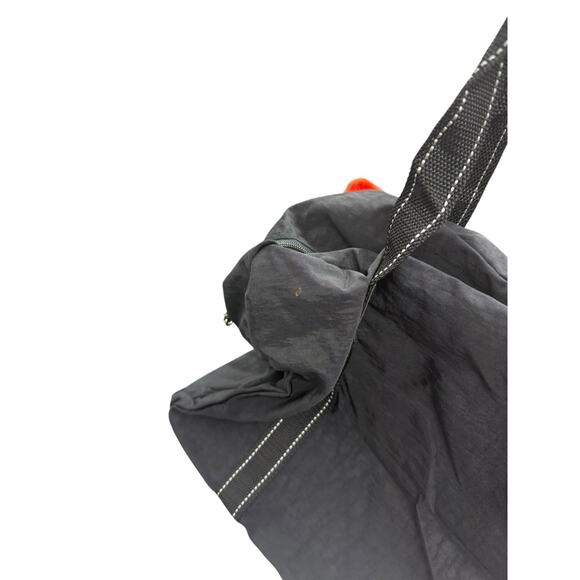 Disney Mickey Mouse Unlimited Vintage 90s Black Duffle Bag Plush Keychain NEW - Picture 4 of 11